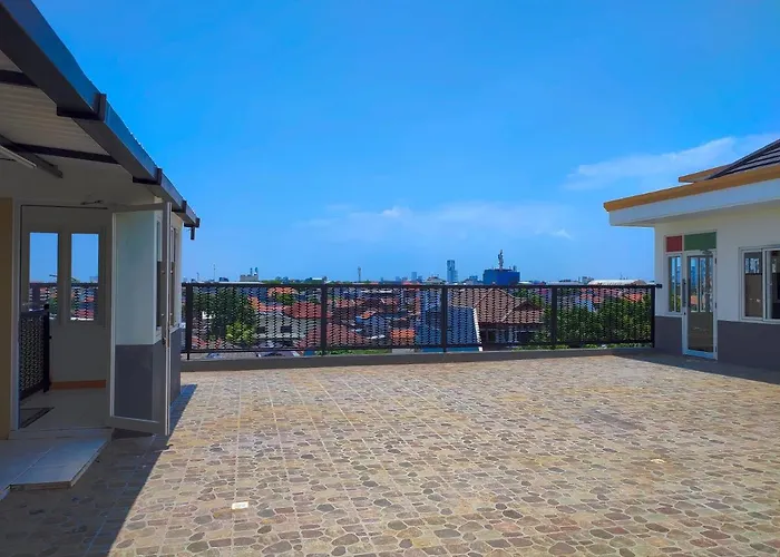 La Tana Hotel Surabaya